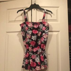 Gloria Vanderbilt size 14 Floral Swim Top. Removable/Adjustable Straps